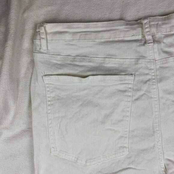 Saints & Hearts White Bell Bottoms Jeans Size 3XL Flare High Rise Denim Disco - Picture 8 of 14
